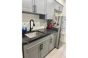 1431 S 14th Ave 111, Hollywood