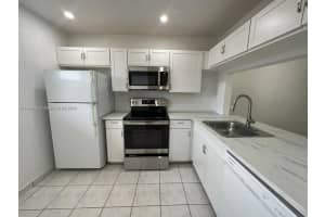 10453 Nw 11th St 206, Pembroke Pines