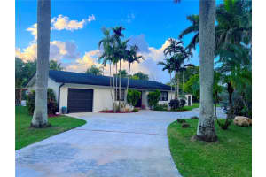 22600 Sw 180th Ct, Miami