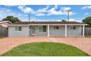 2441 Tarpon Dr, Miramar