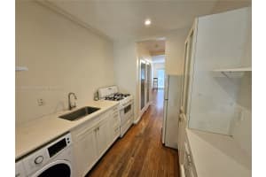 745 13th St 16, Miami Beach