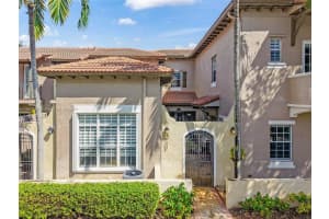 14709 Sw 6th St, Pembroke Pines