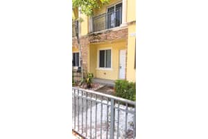 11240 Sw 230th Ter 11240, Miami