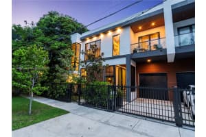 3203 Shipping Ave, Miami