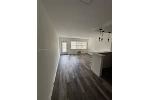 22 Suffolk A 22, Boca Raton