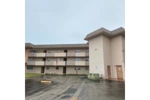 1200 Tallwood Ave 102, Hollywood