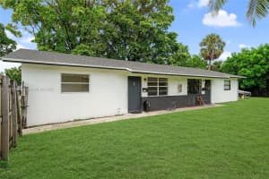 849 Sw 9th Ct 1-2, Pompano Beach