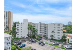 3199 S Ocean Dr 206, Hallandale Beach