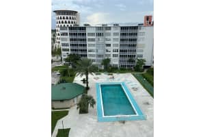 1780 Ne 191st St 803-2, Miami