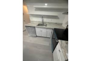 1120 102nd St 15, Bay Harbor Islands