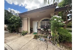 13772 Sw 169th Ln, Miami