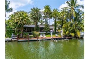 1160 Ne 91st St, Miami