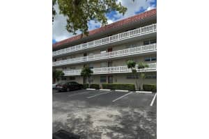 3551 Inverrary Dr 208, Lauderhill