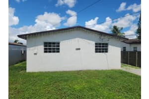 1342 Nw 13th St 1342, Homestead