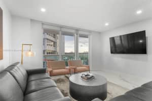 5001 Collins Ave 8c, Miami Beach