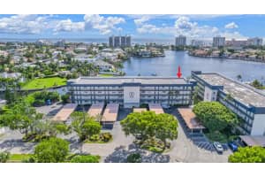 3301 Spanish Trl 207, Delray Beach