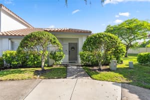 20874 Nw 3rd Ct, Pembroke Pines
