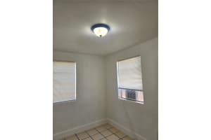 527 Sw 6th Ter 11, Homestead