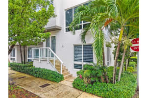 6611 Nw 105th Pl 6611, Doral 6611 Nw 105th Pl 6611, Doral