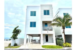 990 41st Gulf Street 9, MARATHON