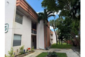 7610 Stirling Rd 202-g, Davie