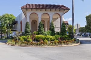 10816 N Kendall Dr R16, Miami