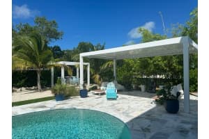 1320 Avenue H 1, Marathon 1320 Avenue H 1, Marathon