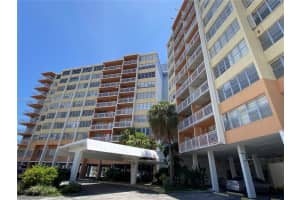 2025 Ne 164th St 807, North Miami Beach