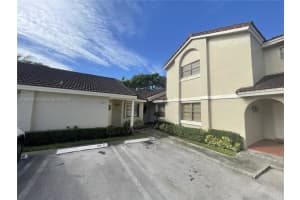 17270 Nw 60th Ct, Hialeah