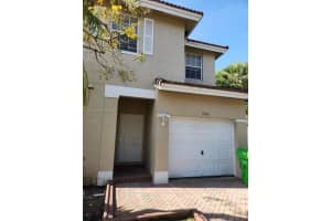 9166 Nw 40th Pl, Sunrise