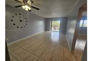 10851 Sw 2nd St K310, Sweetwater