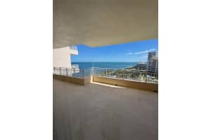 791 Crandon Blvd 1506, Key Biscayne