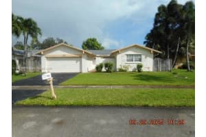 9351 Nw 35th Pl, Sunrise