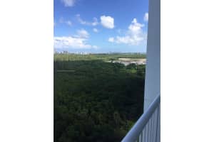 15051 Royal Oaks Ln 1501, North Miami