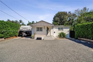 291 Nw 95th St, Miami