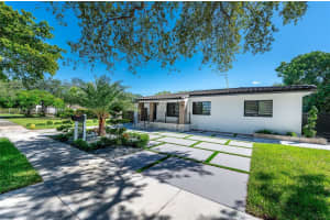 625 Miller Dr, Miami Springs 625 Miller Dr, Miami Springs