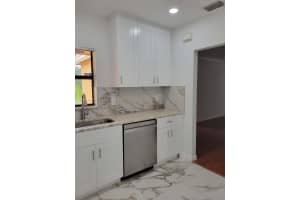 3883 Coral Tree Cir 3883, Coconut Creek