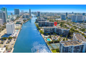 800 Parkview Dr 224, Hallandale Beach