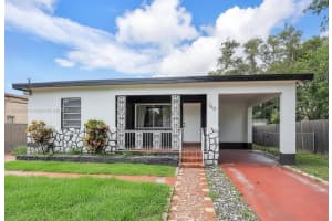 740 Nw 42nd St, Miami