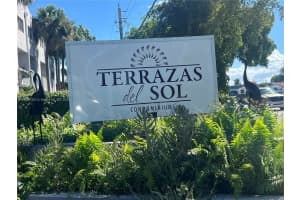 2750 W 76th St 203, Hialeah 2750 W 76th St 203, Hialeah