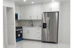 5300 Nw 25th St 18, Lauderhill