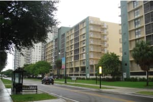 17500 N Bay Rd S308, Sunny Isles Beach