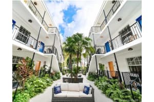 1330 Pennsylvania Ave 313, Miami Beach