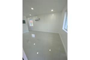 9731 Nw 27th Ter 9731, Doral 9731 Nw 27th Ter 9731, Doral