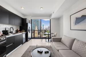 398 Ne 5th St 1407, Miami