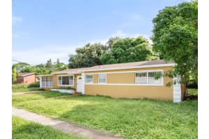 16815 Nw 38th Ct, Miami Gardens