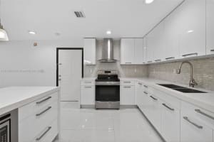 8851 Nw 119th St 2207-2, Hialeah Gardens