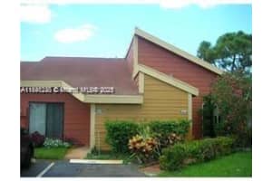 2242 Nw 55th Ter, Lauderhill