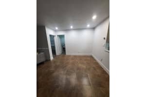 1236 N Hiatus Rd 1236, Pembroke Pines