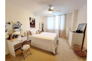 2000 N Bayshore Dr 226, Miami